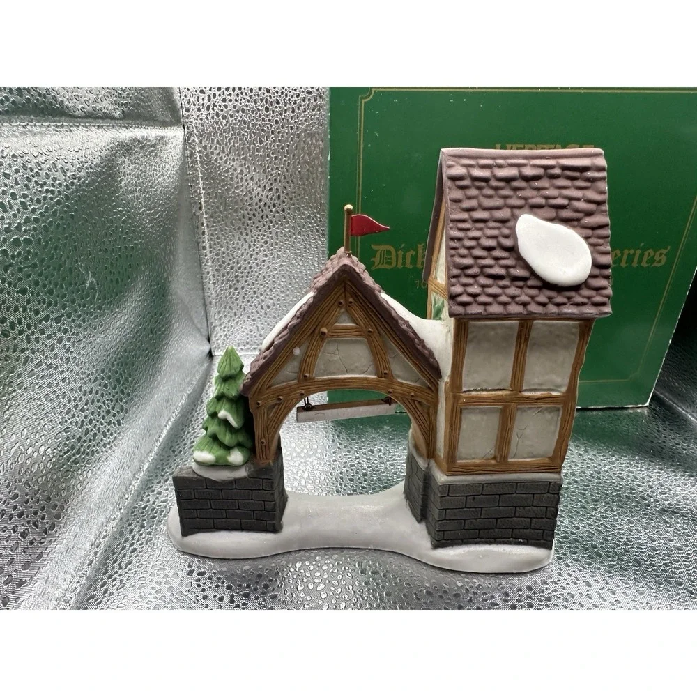 Department 56 excellent cared well